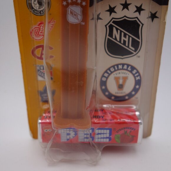 Limited Edition Pez NHL Boston Bruins with Cherry Candy Lot# 148962 - Picture 3 of 15